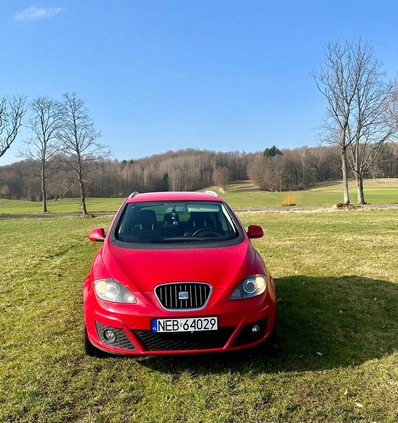 Seat Altea XL cena 17800 przebieg: 199000, rok produkcji 2010 z Młynary małe 79